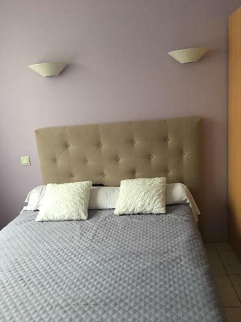 Hotel Du Cygne De La Croix Blanche Lailly-en-Val Экстерьер фото